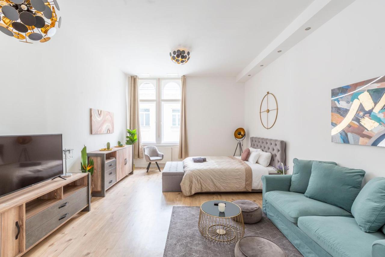 Exclusive Central Apartment Next To The Fashion Street ブダペスト エクステリア 写真