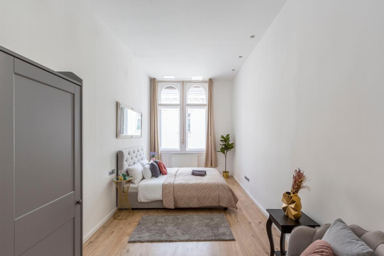 Exclusive Central Apartment Next To The Fashion Street ブダペスト エクステリア 写真